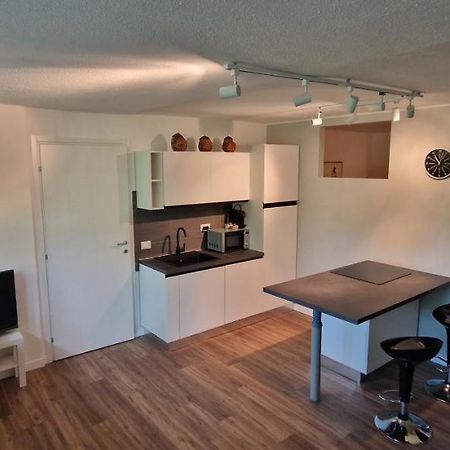 Lake House - Milano 3 Apartment Базильо Екстериор снимка