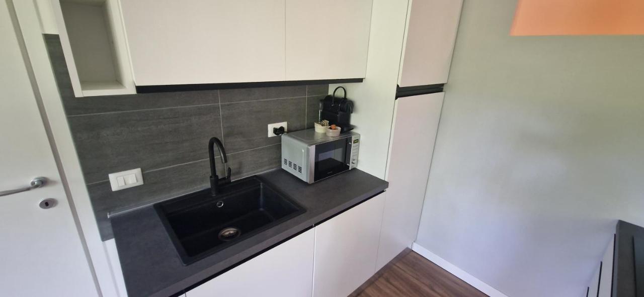 Lake House - Milano 3 Apartment Базильо Екстериор снимка